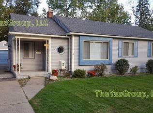 23128 Lilac St, Farmington, MI 48336