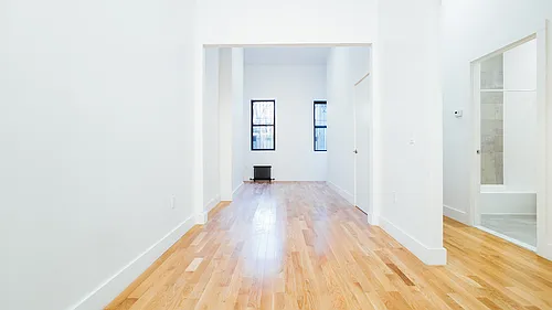 1063 Bedford Ave #2C Photo 1