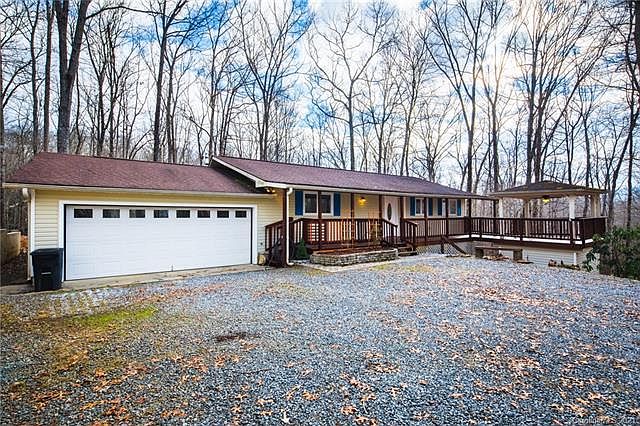 1st image of 290 Skyland Dr