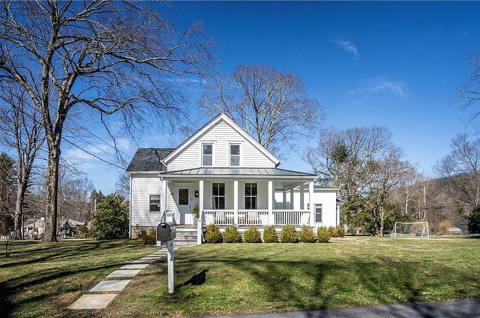 1st image of 43 Kisco Park Drive