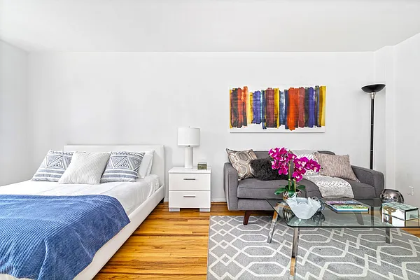 Sold by Compass | media 2