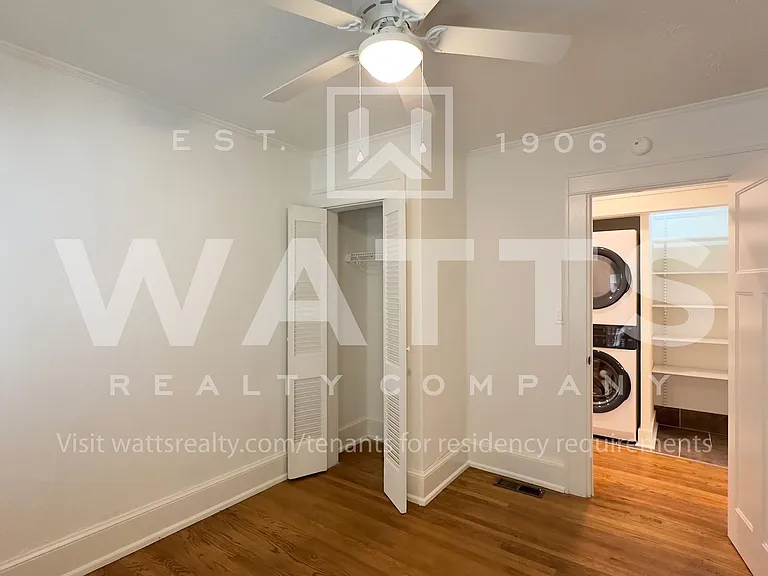 1093 Columbiana Rd — Photo 25