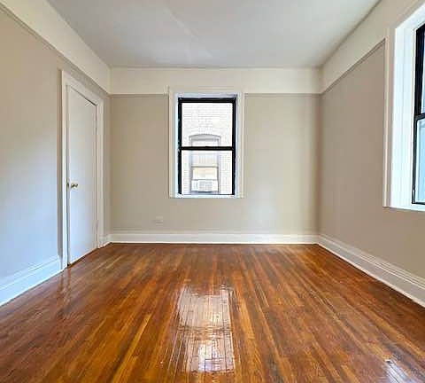 4th image of 460 Ocean Ave Unit 33