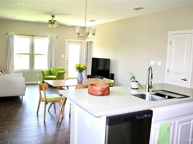 708 S Tecate Dr — Photo 6