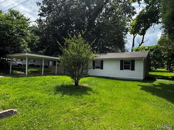 1705 Minola St, Poplar Bluff, MO 63901