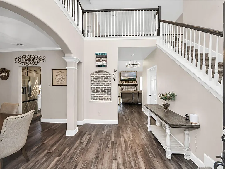10514 Ravens Way — Photo 5