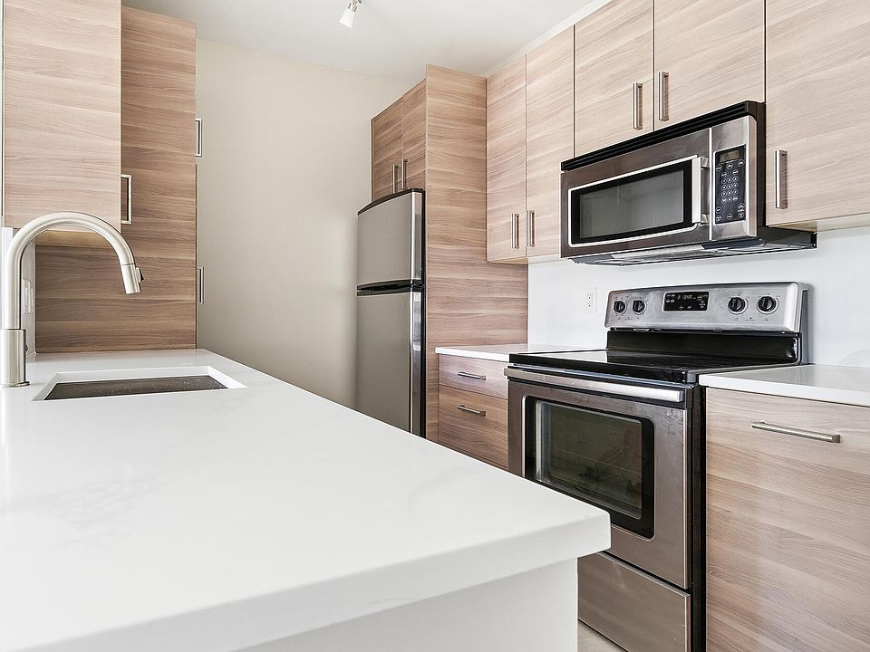 1st image of 630 S Sapodilla Avenue #533