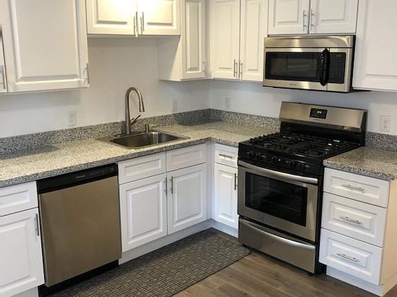 5th image of 24456 Ward St APT B