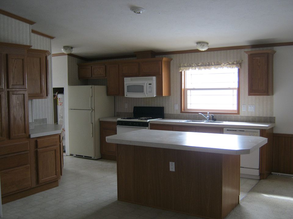 2nd image of 3400 Sagebrush Blvd