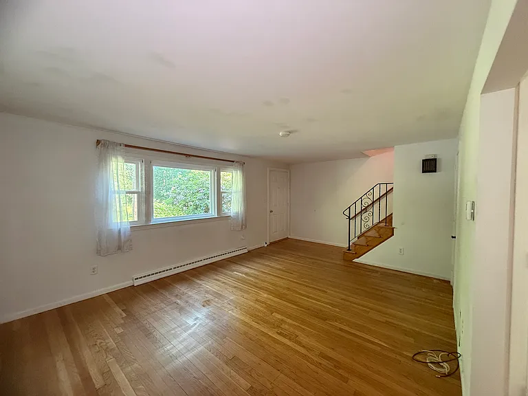45 Richardson St — Photo 3