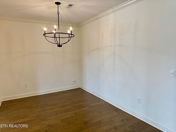 5th image of 2119 Lantern Park Ln