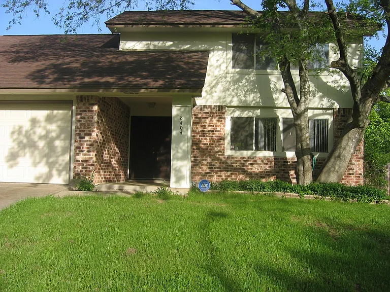 8404 Alabama Dr — Photo 1