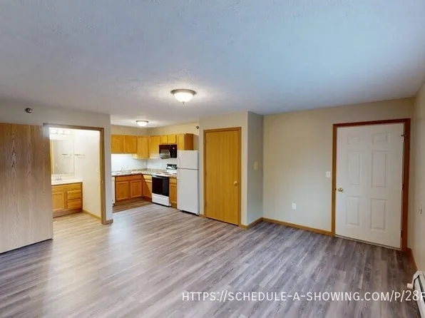 1007 W Ridge St APT 5, Marquette, MI 49855