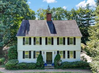 1 Mountain Spring Rd, Farmington, CT 06032