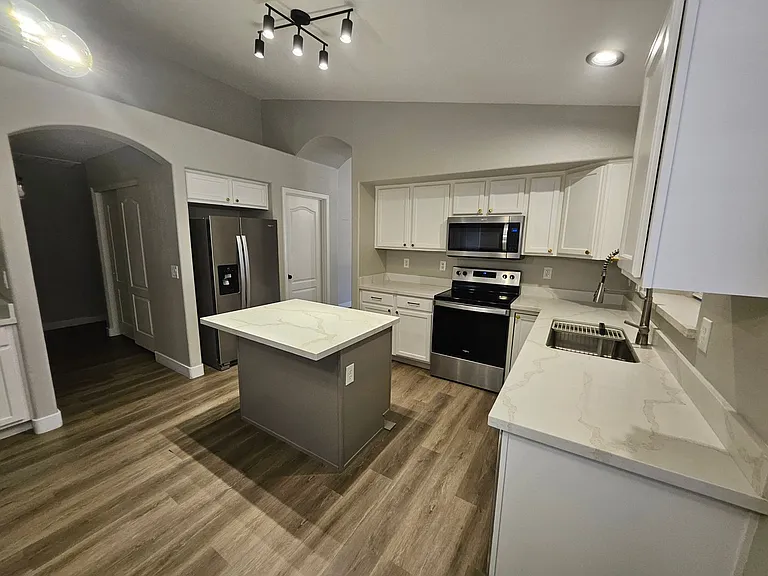 66 W Dexter Way — Photo 4