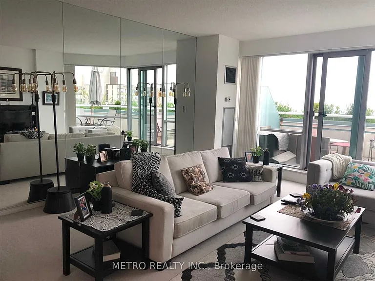 10 Yonge St #3412 — Photo 2