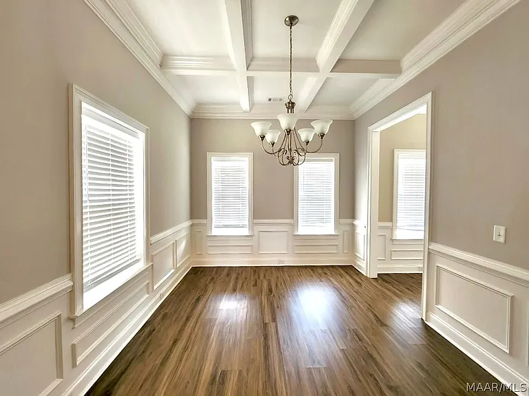 8506 Melbourne Way — Photo 3