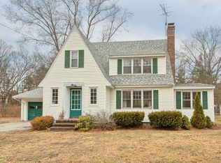 215 Graniteville Rd, Chelmsford, MA 01824
