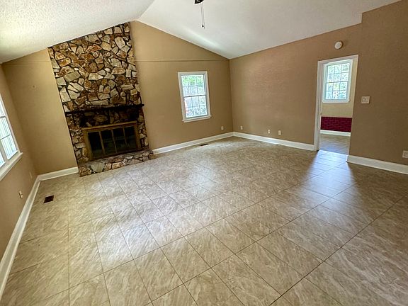 2nd image of 2313 Riverhill Dr