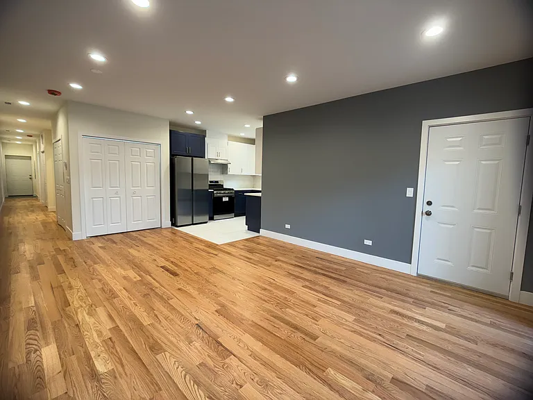 3503 S Union Ave #2 — Photo 2