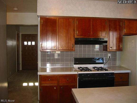 4th image of 3741 Argonne St