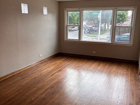 4th image of 5657 S Kenneth Ave Floor 1