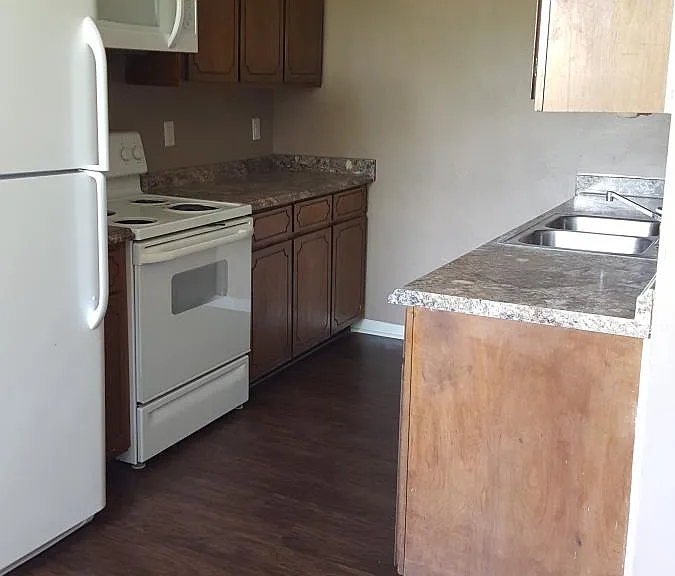 943 Valley Rd #C — Photo 3