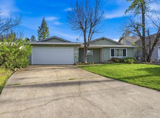 5961 Sierra Dr, Redding, CA
