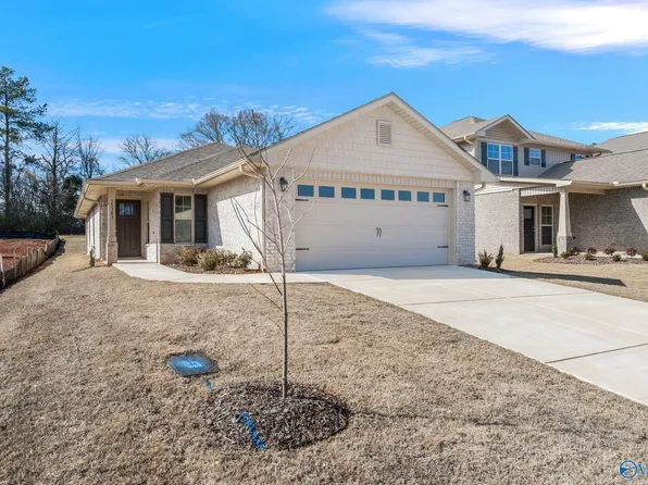 15488 Lapwing Cv, Athens, AL 35611