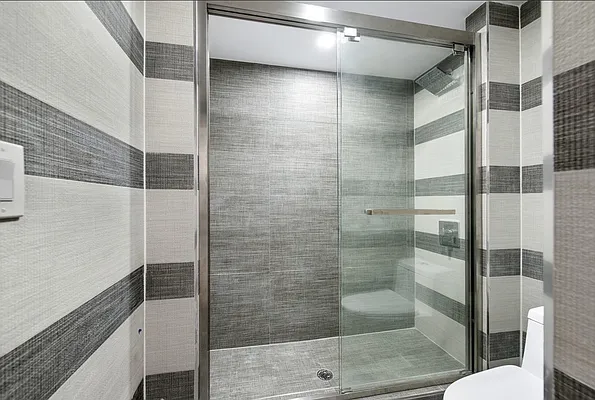 Rented by Compass | media 22