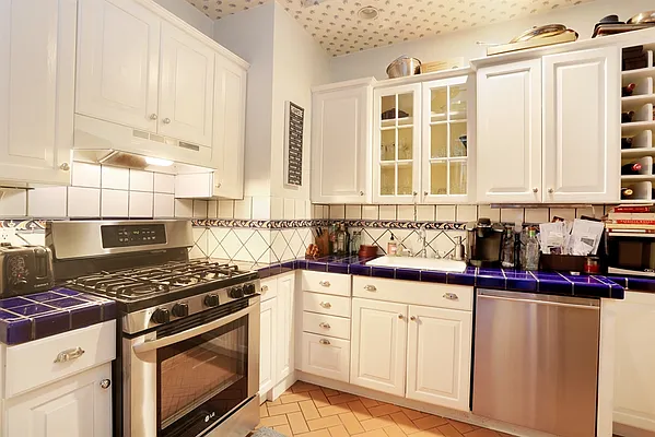 Sold by Corcoran | media 2