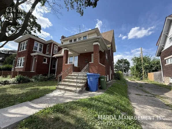 434 Newbury St, Windsor, ON N9A 6A2