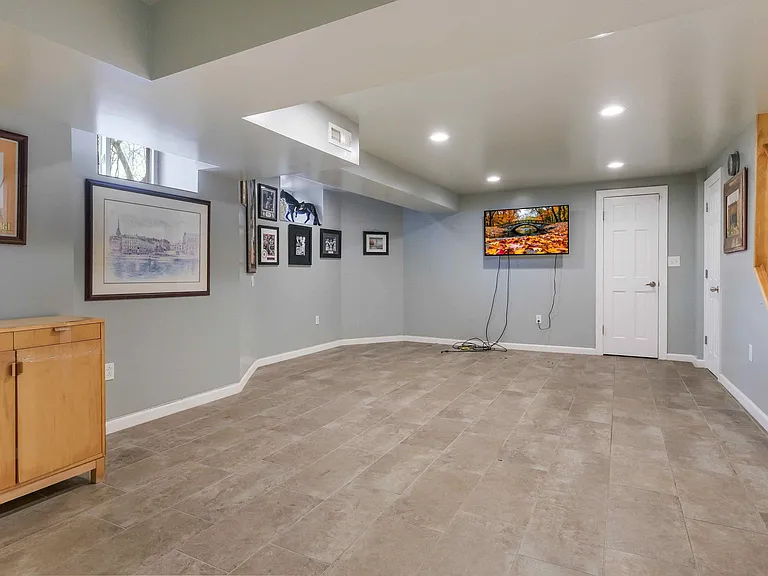 459 S Gulph Rd — Photo 31