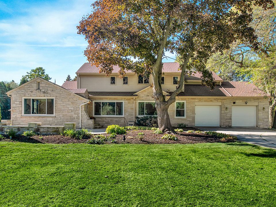 1st image of 4607 W Hiawatha Dr