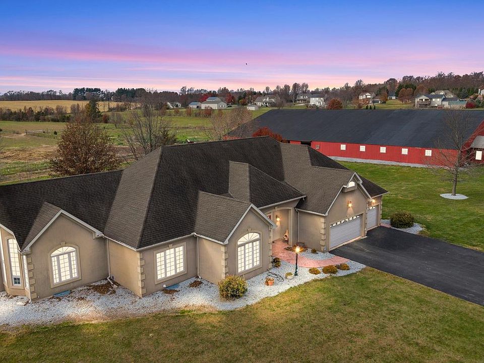1st image of 334 Rolling Ln