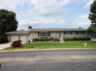 101 View Dr, Mound City, MO 64470