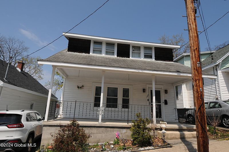 3rd image of 109 Western Parkway