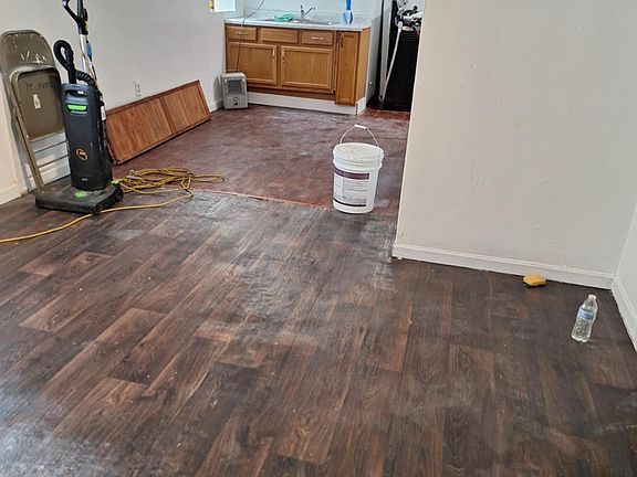 2nd image of 2115 Penn Ave N APT 3