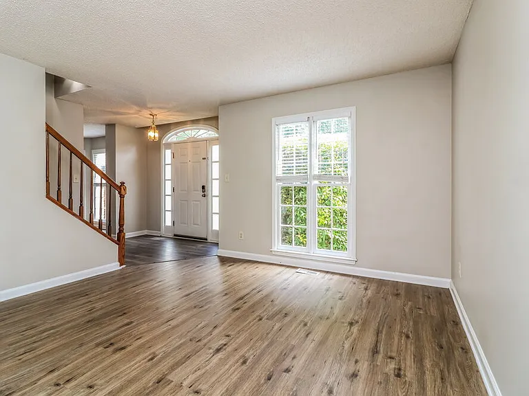 1952 McAdoo Ct SW — Photo 6