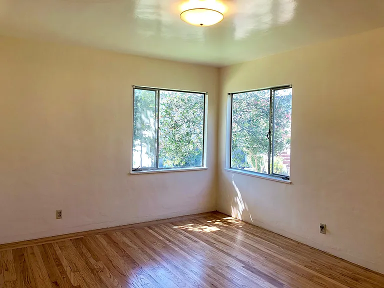97 Vernon St #1 — Photo 6