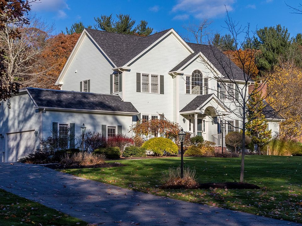 1st image of 34 Munsey Dr