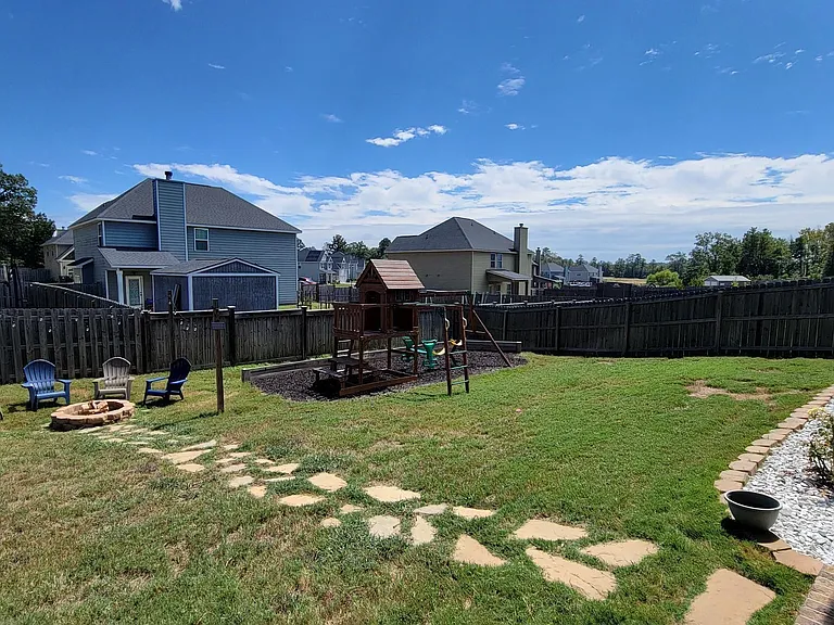 116 Cascades Ct — Photo 22