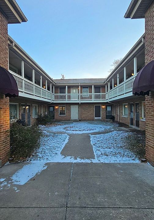 1st image of 3742 N 76th St #6