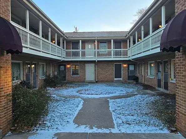 Beautiful and Cozy One Bedroom Apartment, 3742 N 76th St #6, Milwaukee, WI 53222