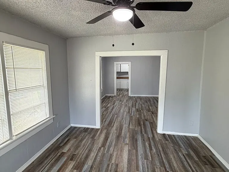 5212 Bonnell Ave — Photo 5