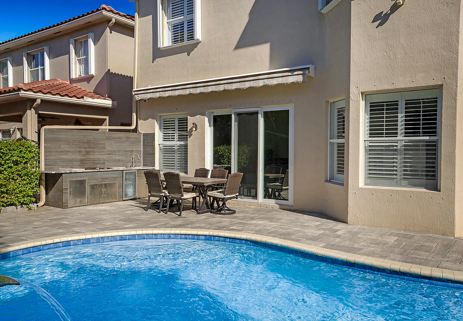 4 bed, 2.5 bath, 2655 sqft, $6,250 — Photo 4