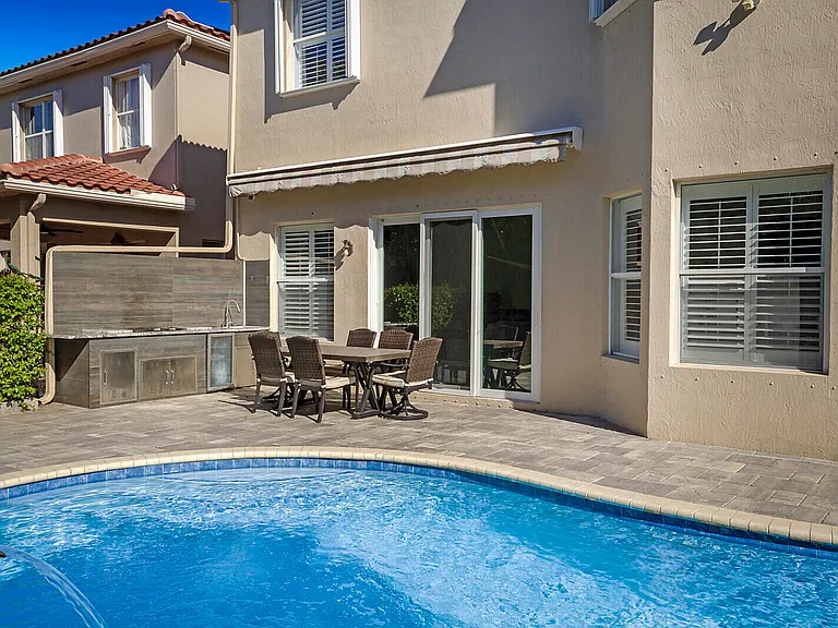 7167 Ivy Crossing Ln — Photo 37