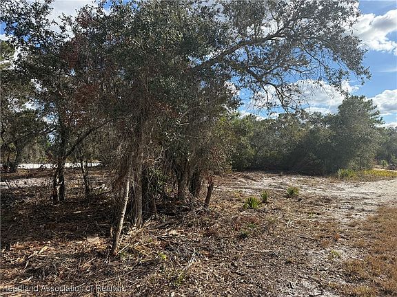 4th image of 642 Lake Tina Dr