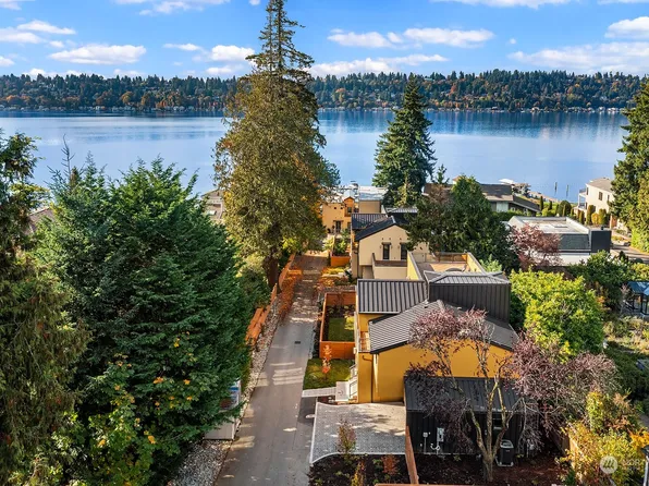 13331 Holmes Point Drive NE, Kirkland, WA 98034