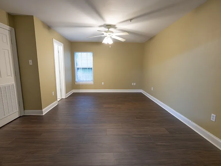 1500 Brightside Dr #G4 — Photo 8